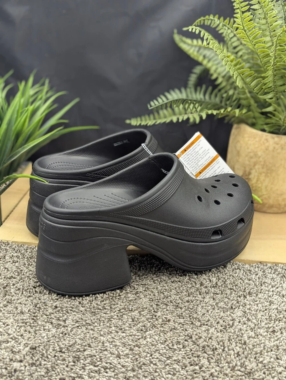 Crocs Siren Slip In Platform Men's Size 11Heeled Sandals Casual Comfort Shoes